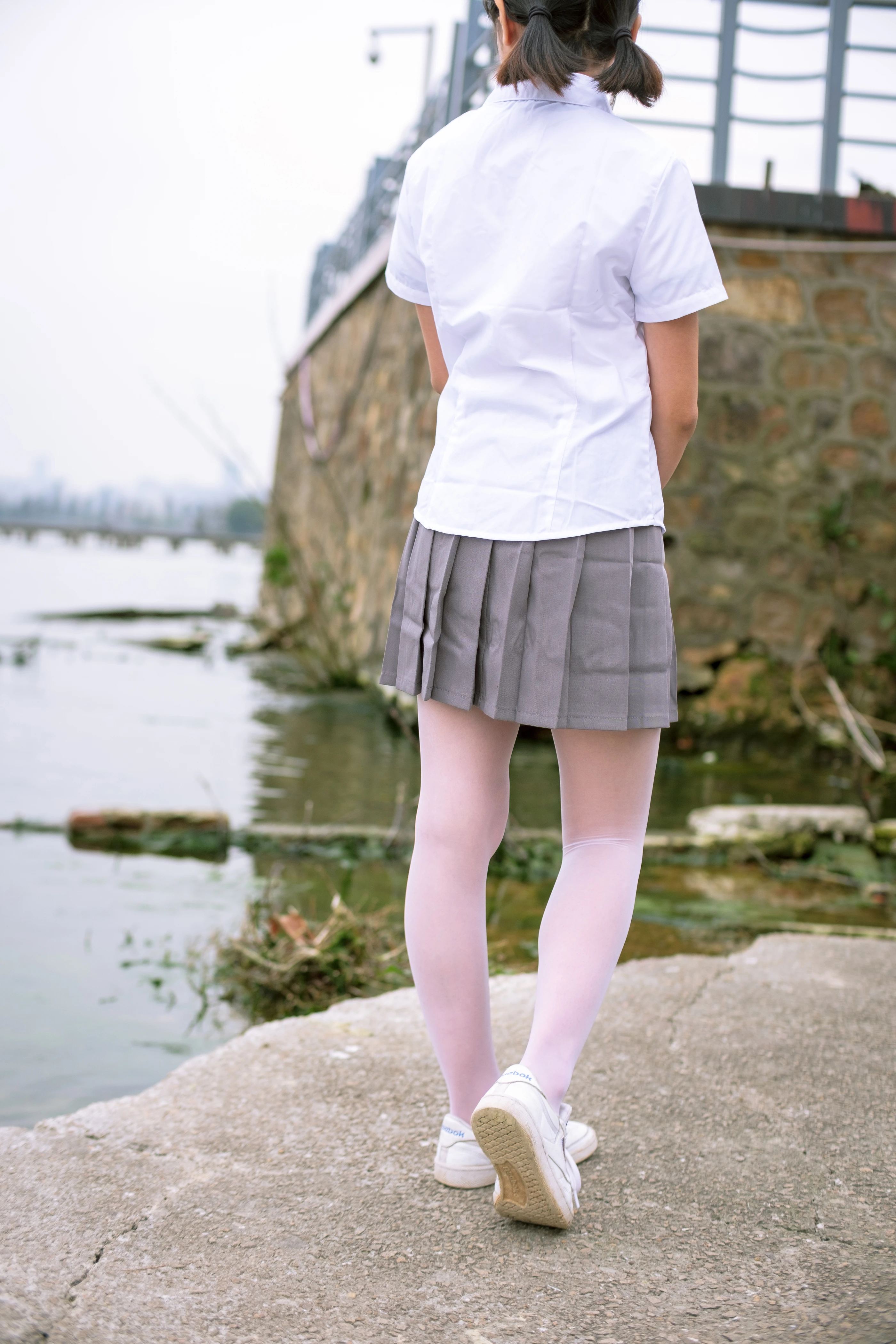 森萝财团 [BETA-014] 学生妹的外拍写真 [85P]插图1